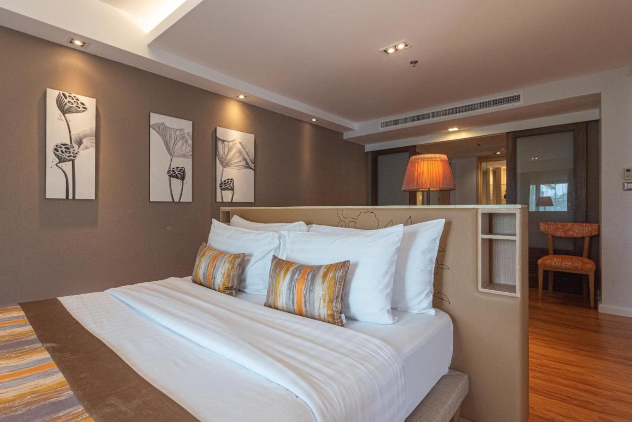 Summit Windmill Golf Suite Hotel At Suvarnabhumi Bangkok Dış mekan fotoğraf A bedroom at the hotel