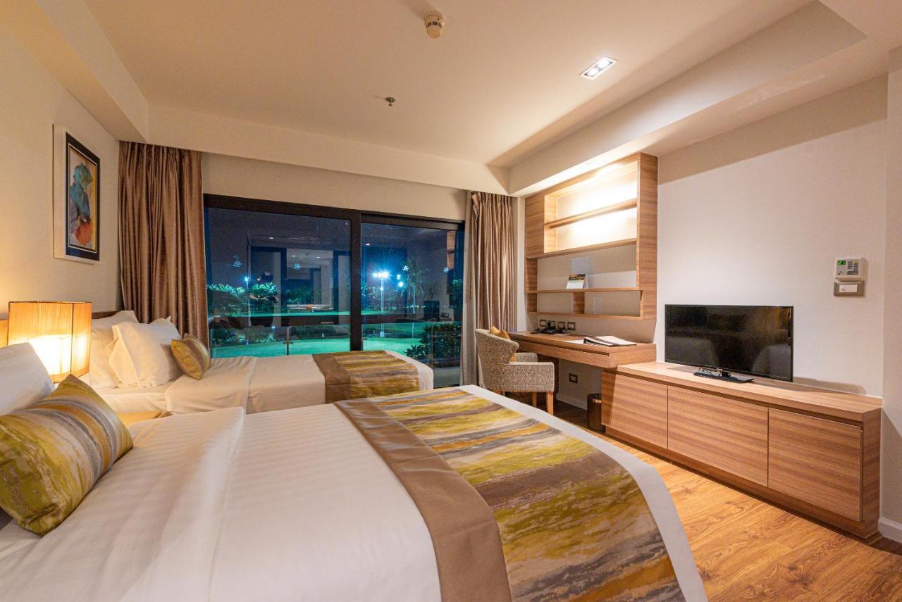 Summit Windmill Golf Suite Hotel At Suvarnabhumi Bangkok Dış mekan fotoğraf