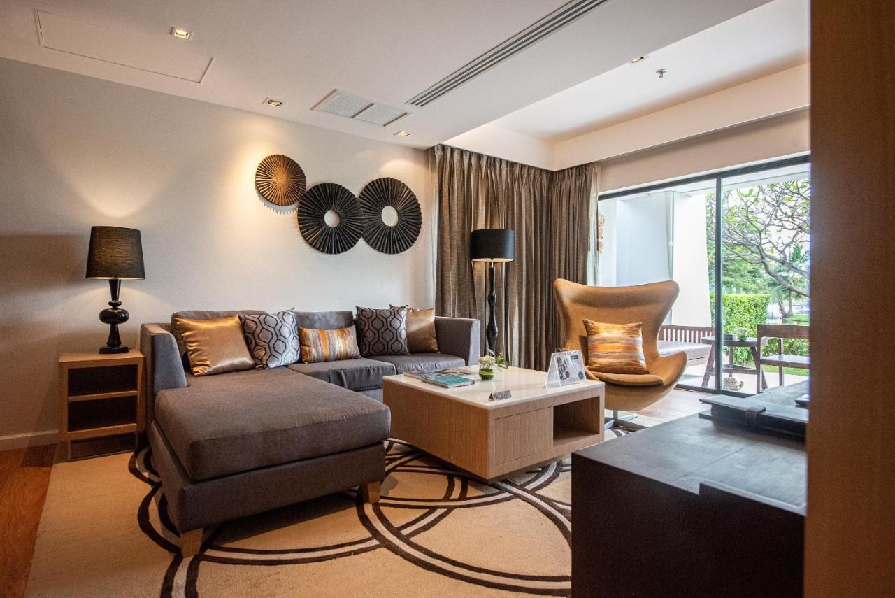 Summit Windmill Golf Suite Hotel At Suvarnabhumi Bangkok Dış mekan fotoğraf Living room